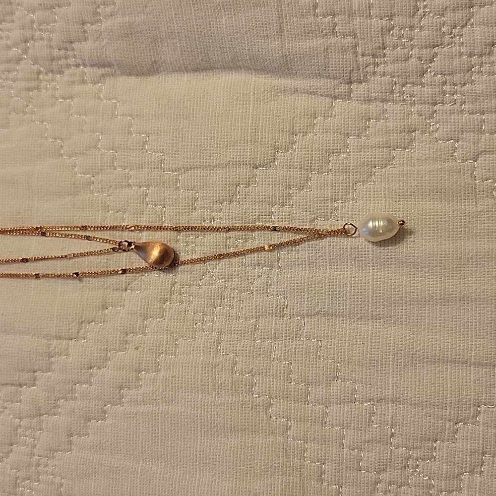 Rose gold necklace